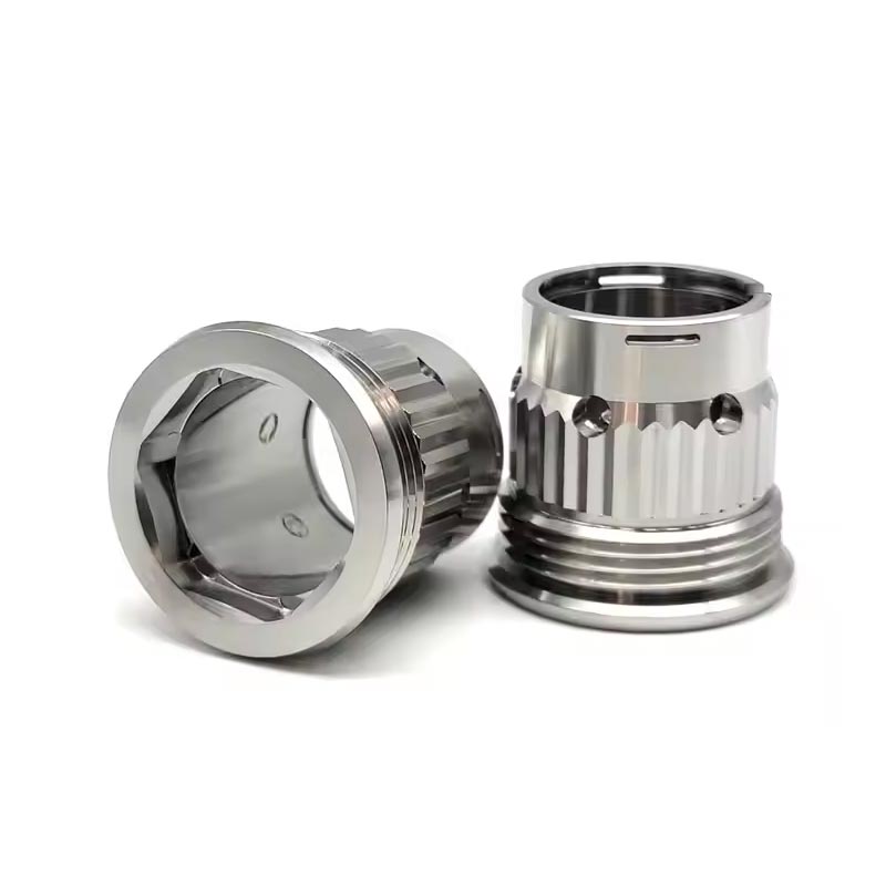 Apa yang menjadikan pemesinan CNC adat masa depan pembuatan ketepatan?